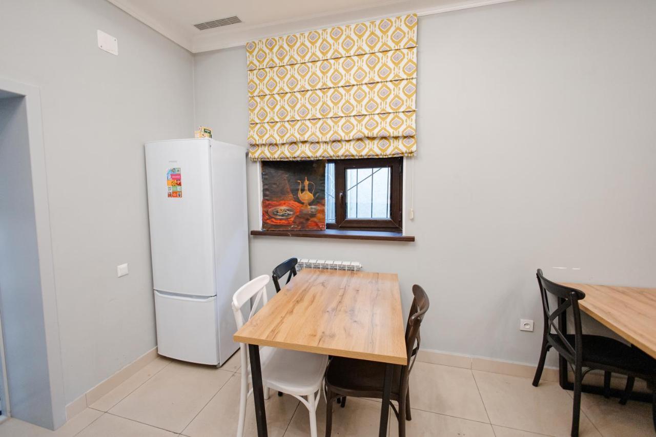 281 Hostel Biszkek Zewnętrze zdjęcie